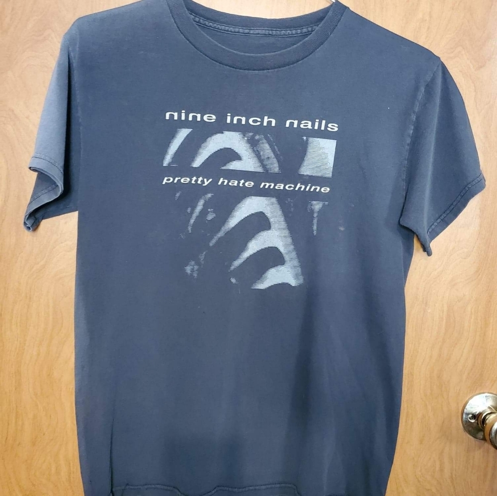 Nine Inch Nails vintage mid 00s band tee